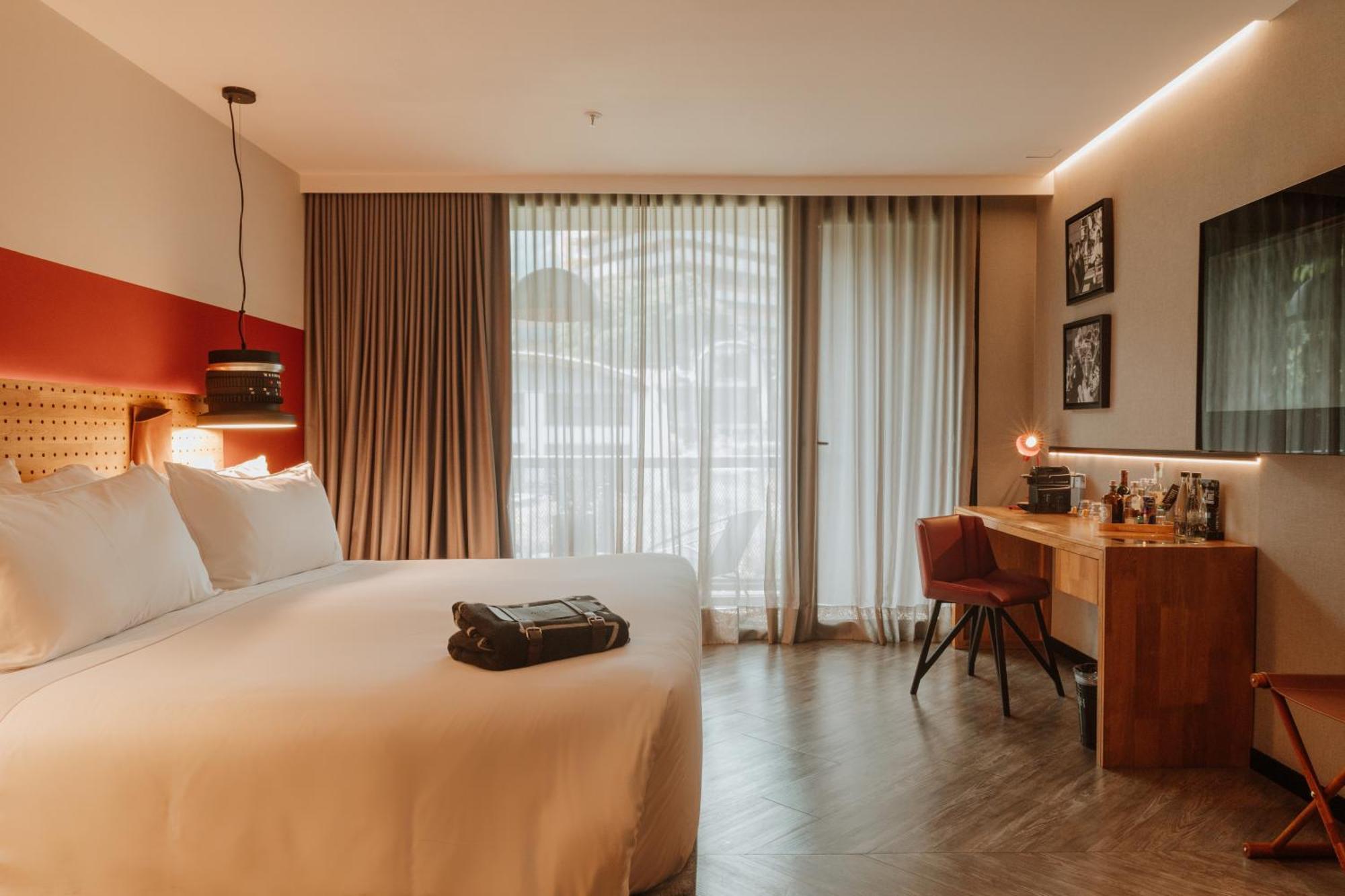 The Click Clack Hotel Medellín Zewnętrze zdjęcie A room at the hotel